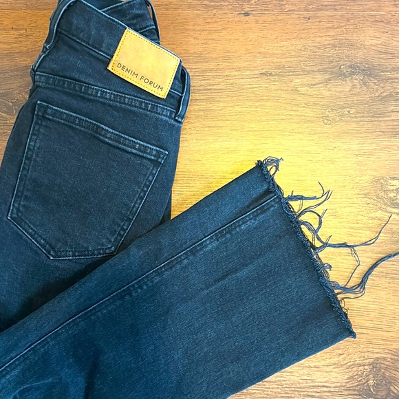 Denim Forum cropped “Twiggy High Rise Flare” size 25 - Picture 4 of 4